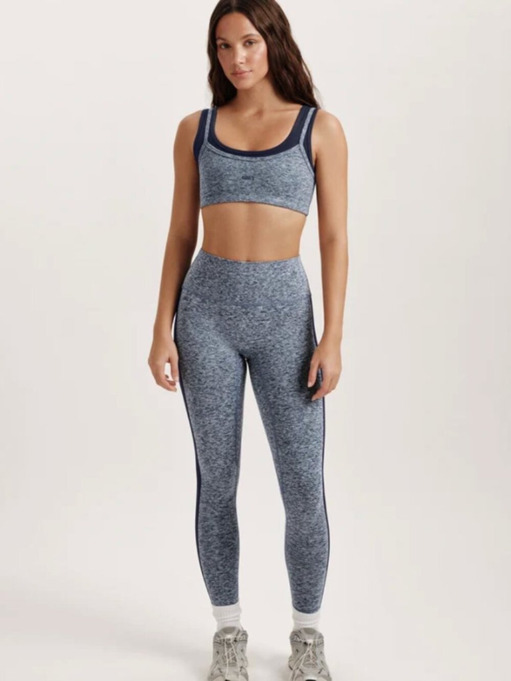 Set Active Matching Set cloud line leggings + bra Size Medium Worn 3 times